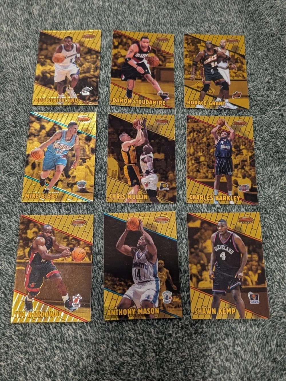 1999-00 Bowman's Best basketball card lot featuring 35 total cards. 2x refractor
